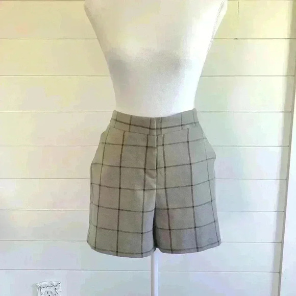 ASOS High Waist Gray Windowpane Shorts Size 6 - Picture 3 of 9